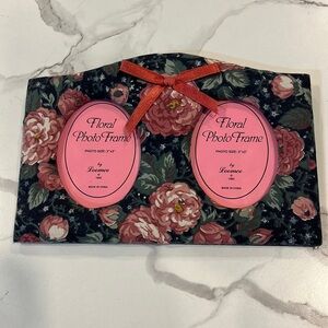 Vintage 1992 Floral Photo Frame